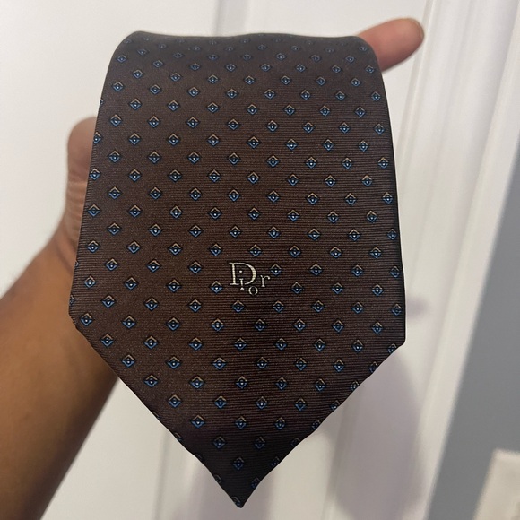 Christian Dior Tie Brown with bluish spot designs Sz Os - Picture 12 of 16